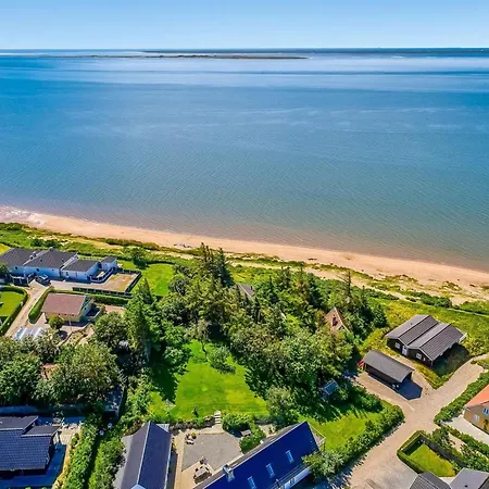Aarne Holiday home *